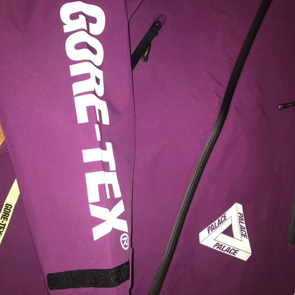 Palace Gore Tex (trades welcome) - Picture 2 of 7